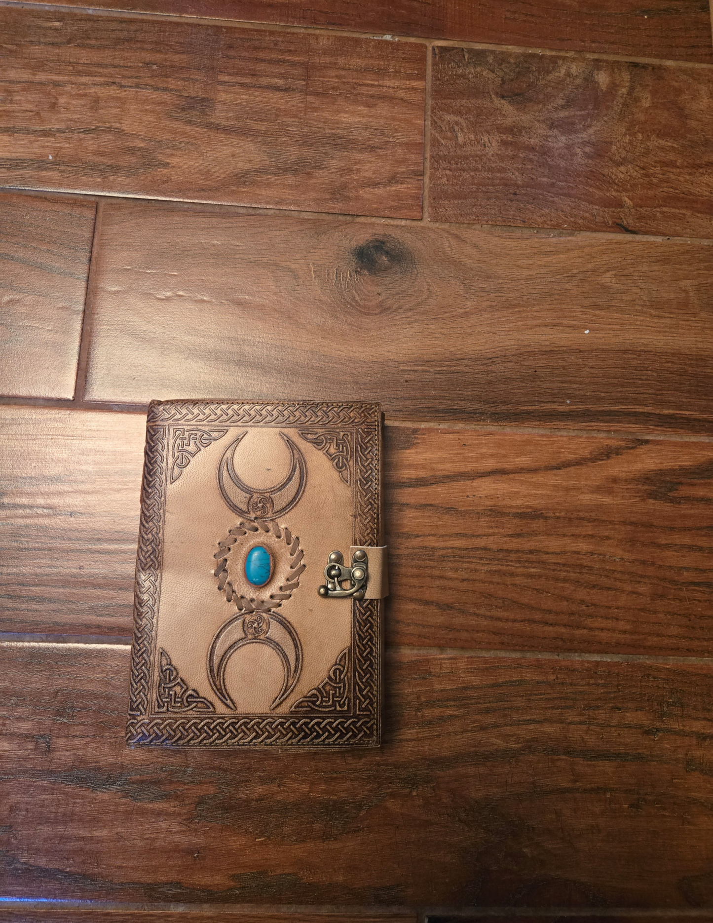 Hand Crafted Leather Triple Moon Journal with Turquoise Stone/200 Pages